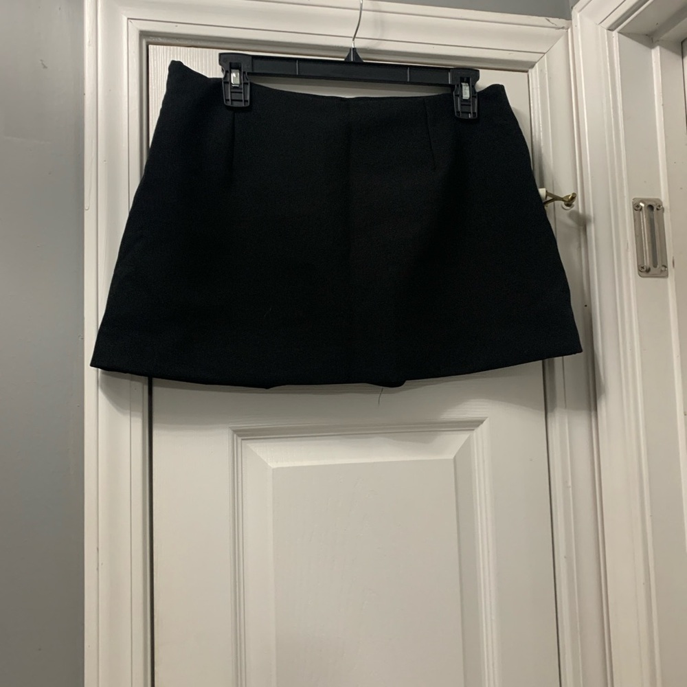 Zara Black Mini Skort